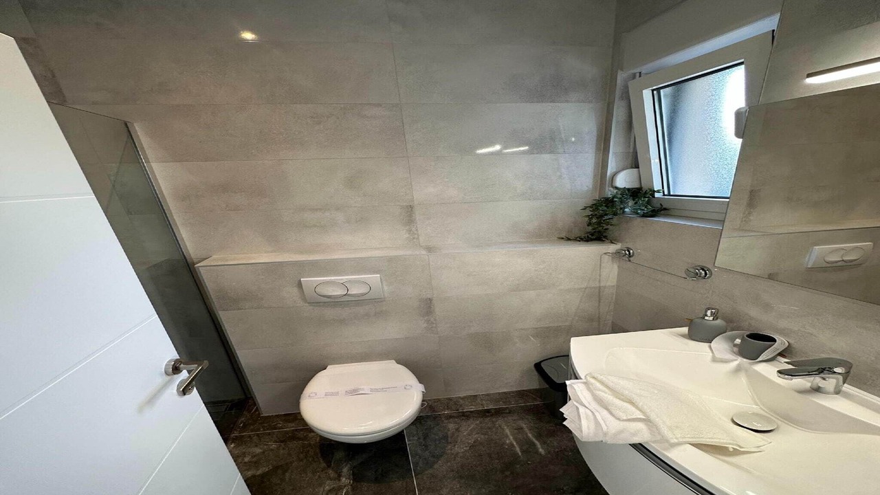 Photo of Bathroom in Seline
