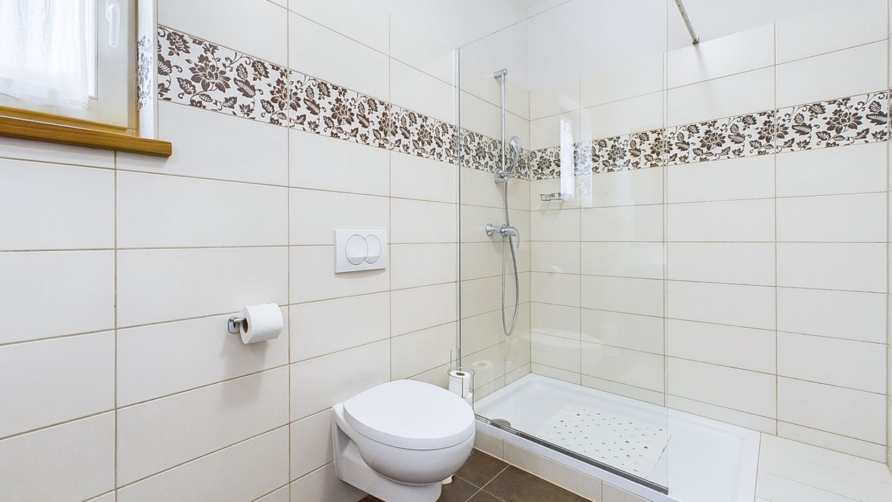 Photo of Bathroom in Heraki