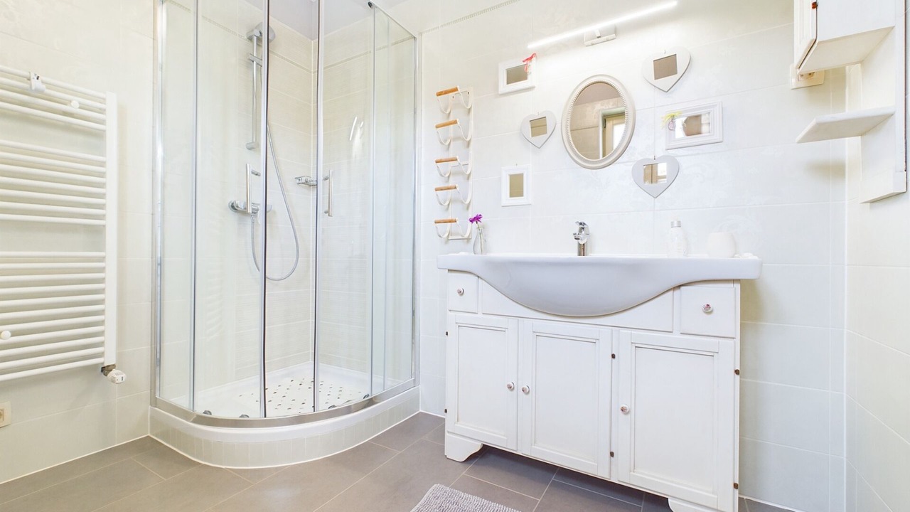 Photo of Bathroom in Heraki