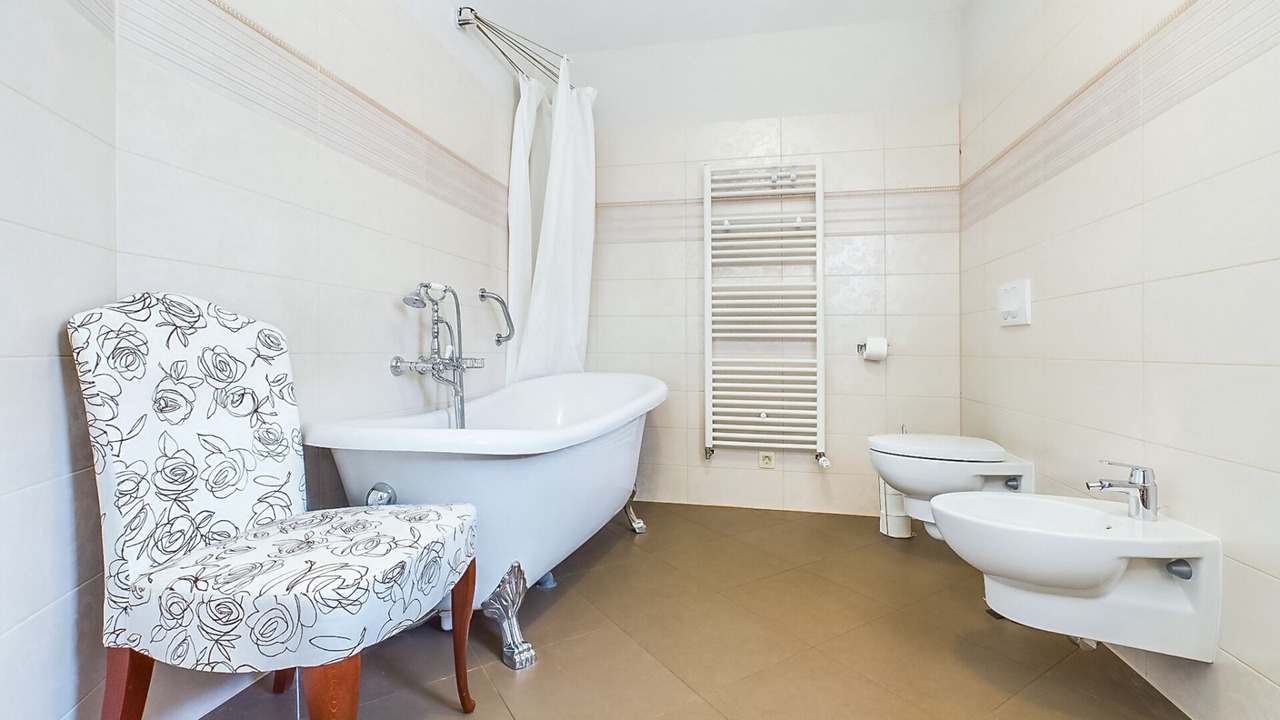 Photo of Bathroom in Heraki