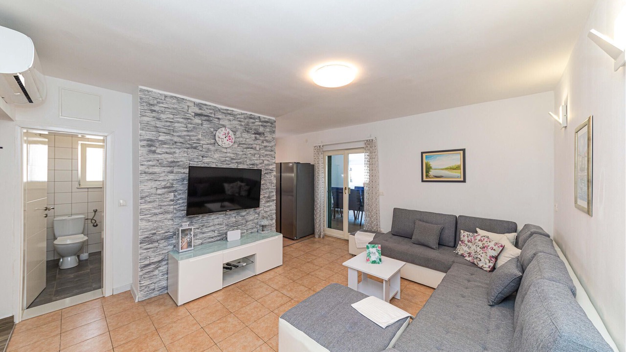 Photo of Bedroom in Slatine