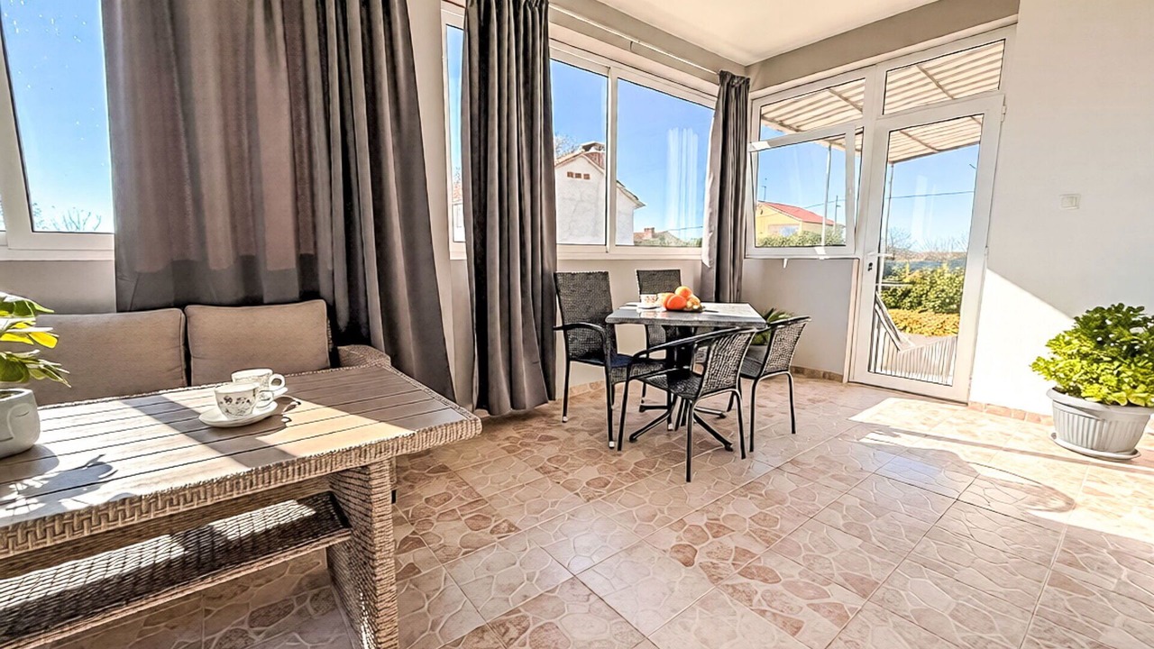 Photo of Patio Balcony in Tinj