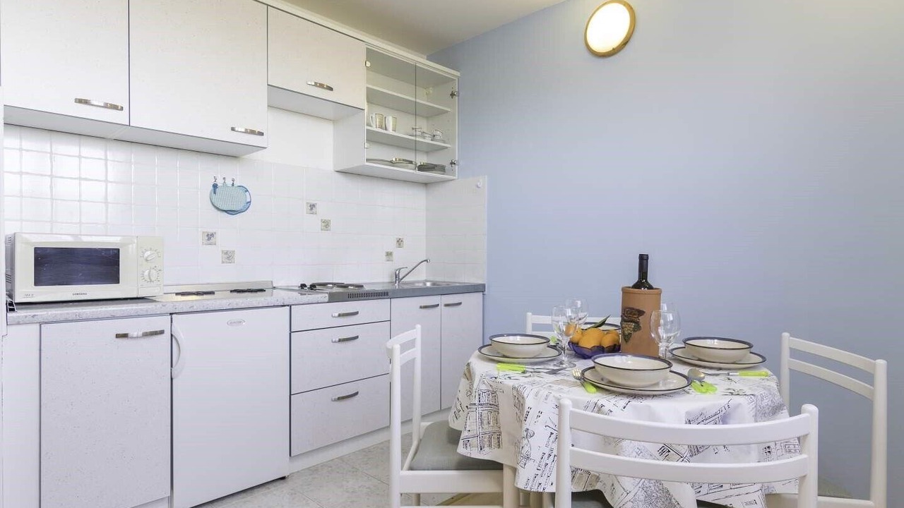 Photo of Kitchen in Tar