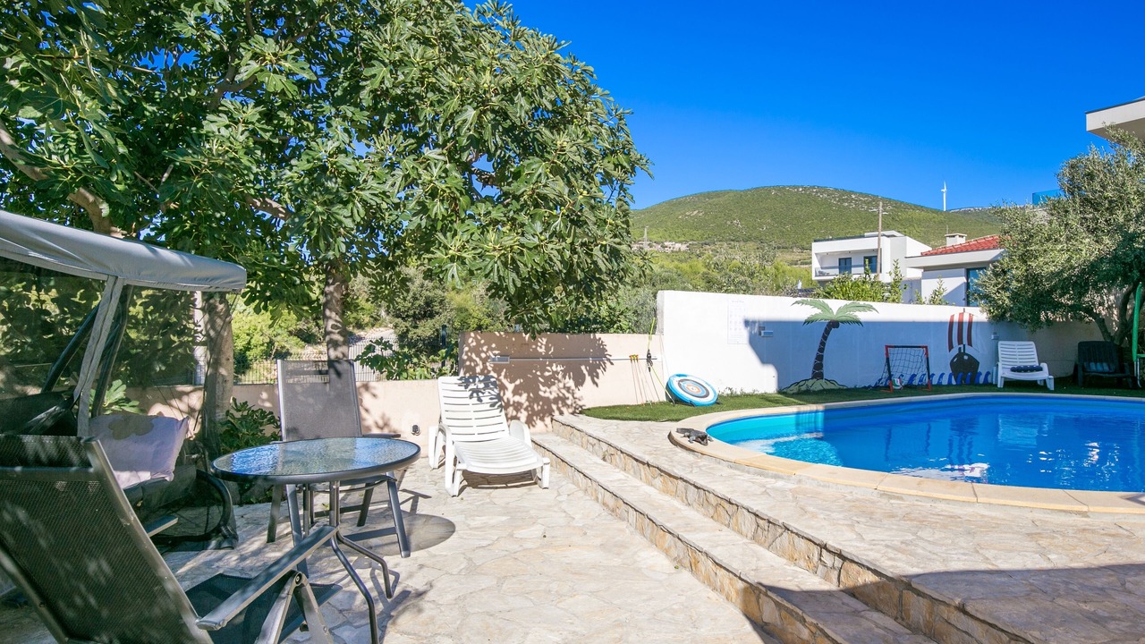 Photo of Outdoor in Rudine