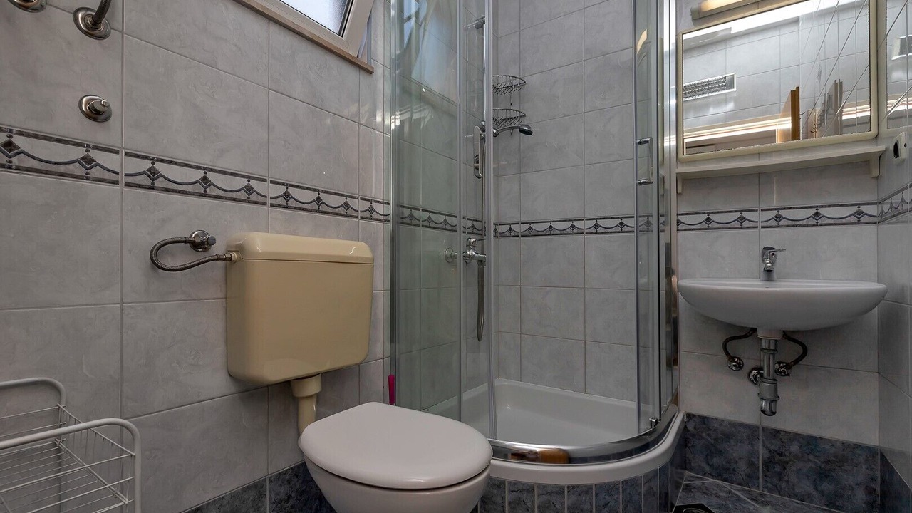 Photo of Bathroom in Istok