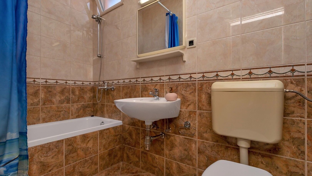 Photo of Bathroom in Istok