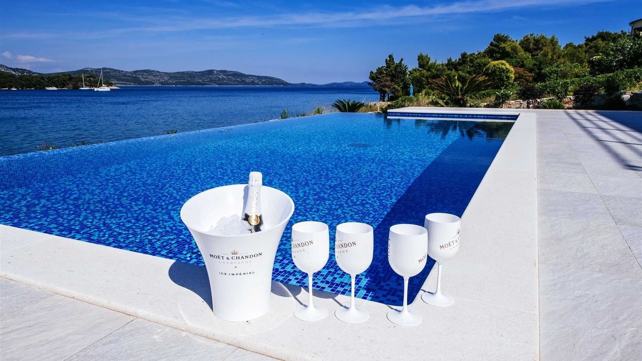 Photo of Outdoor in Veli Iz