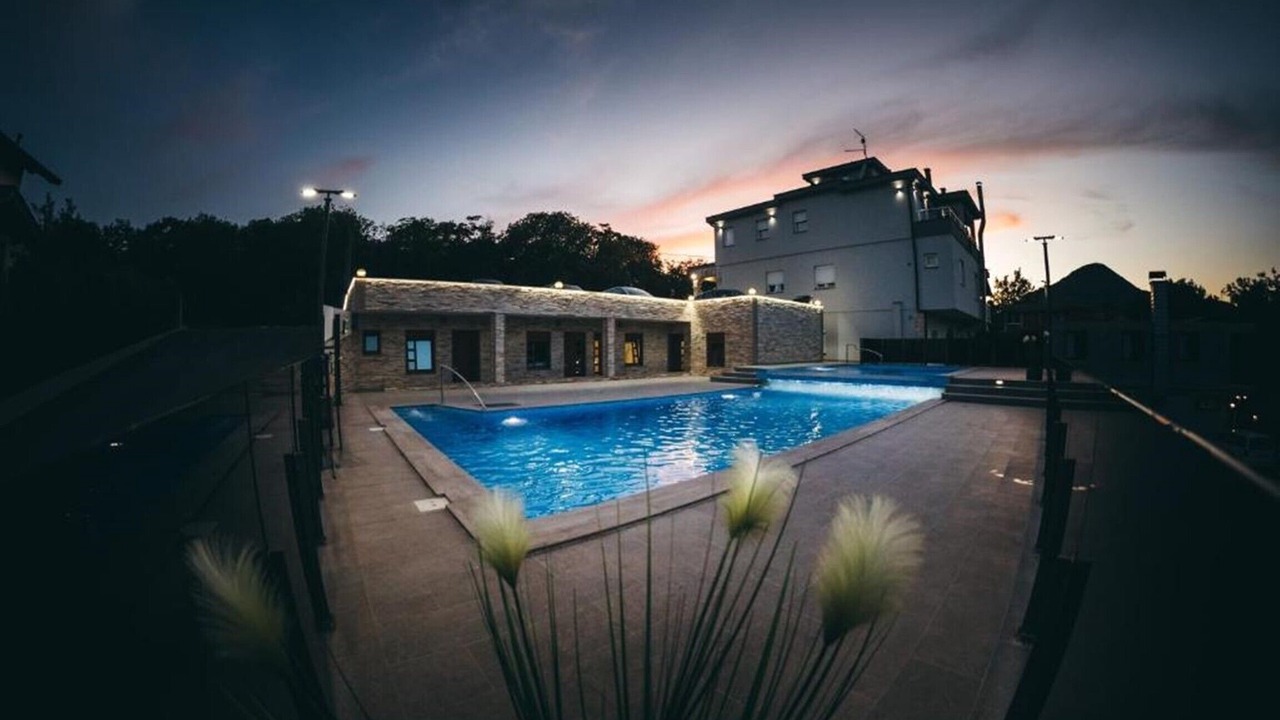 Photo of Outdoor in Trn