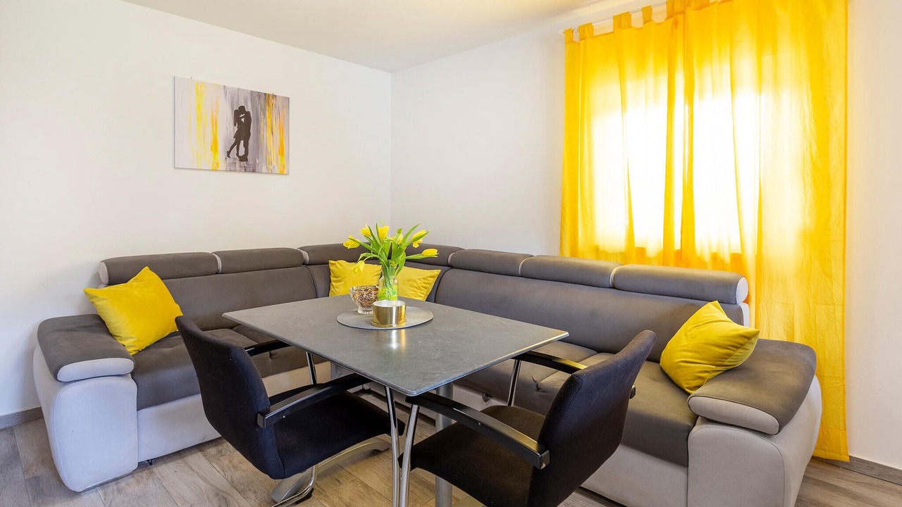 Photo of Bedroom in Pomer