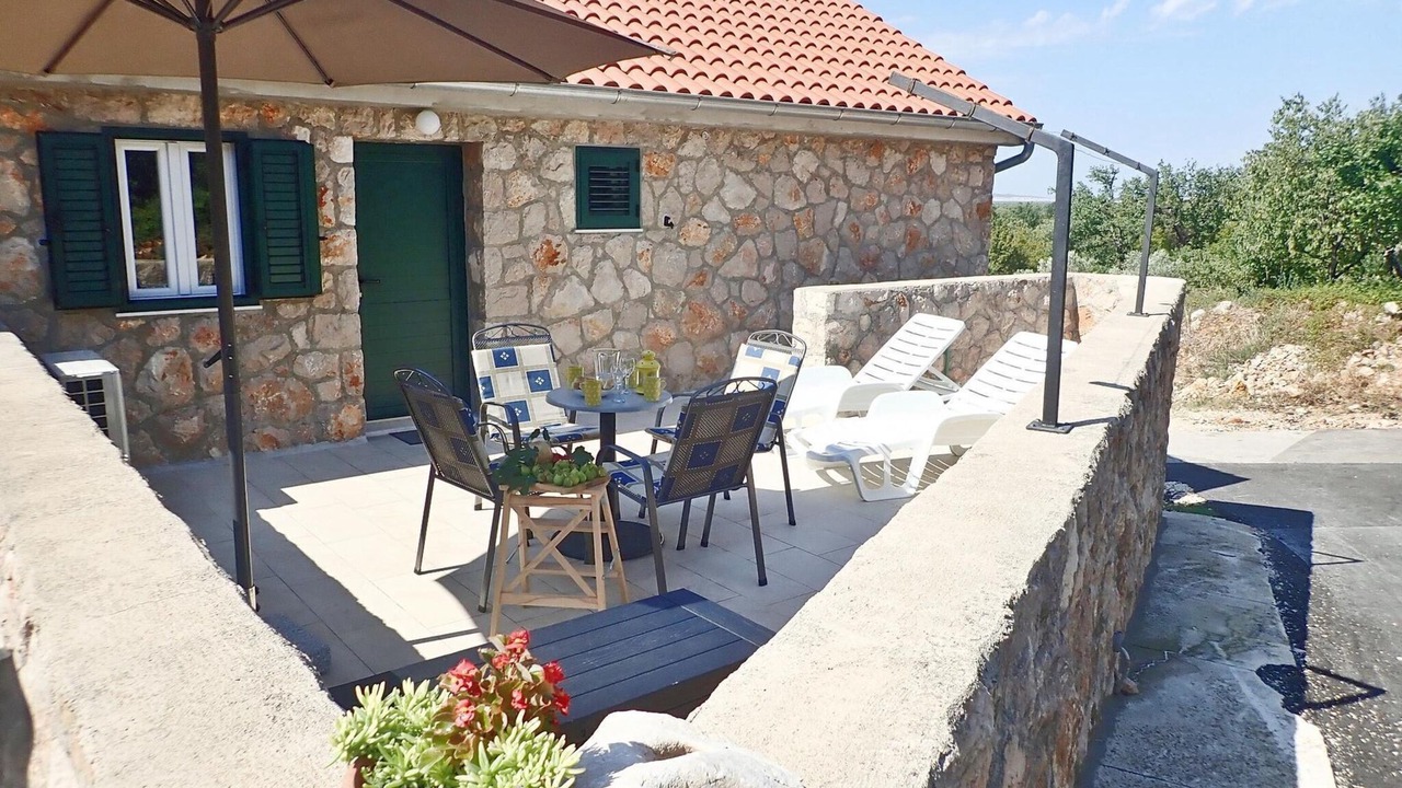 Photo of Outdoor in Seline