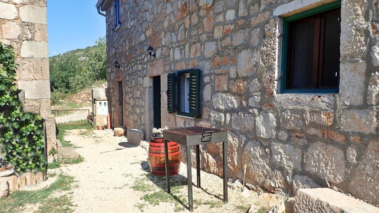 Photo of Outdoor in Seline