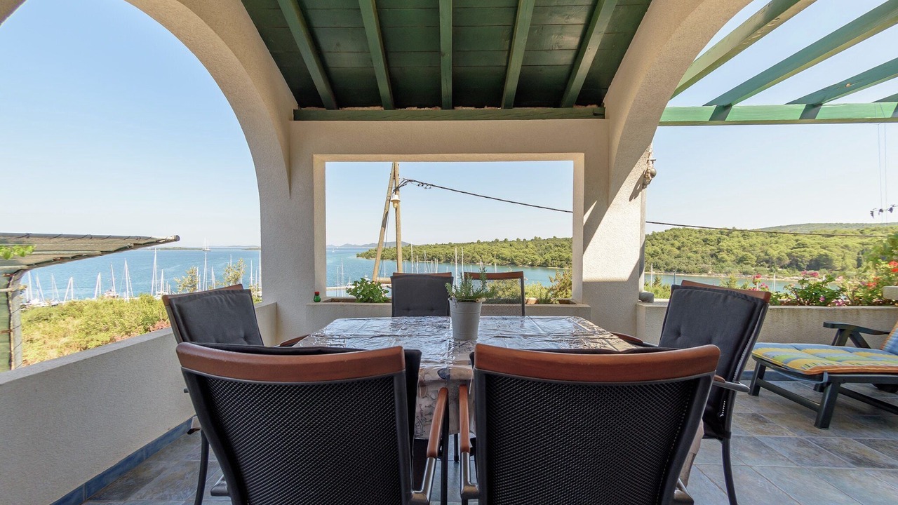 Photo of Patio Balcony in Veli Rat