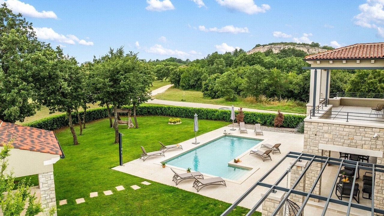 Photo of Outdoor in Matohanci