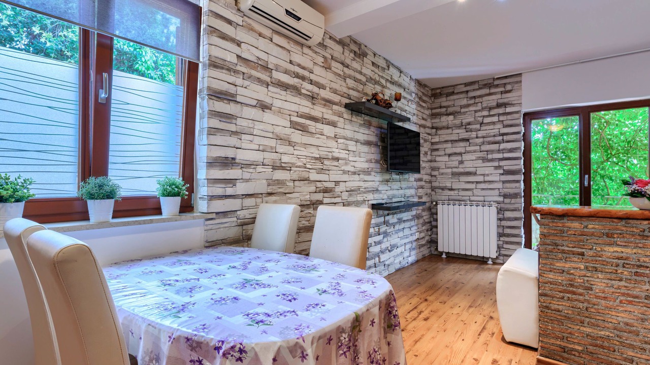 Photo of Livingroom in Karigador