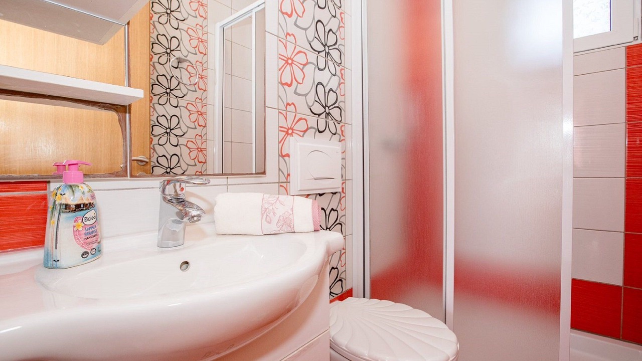 Photo of Bathroom in Lopar