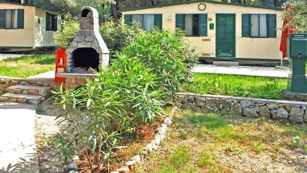 Photo of Outdoor in Cres