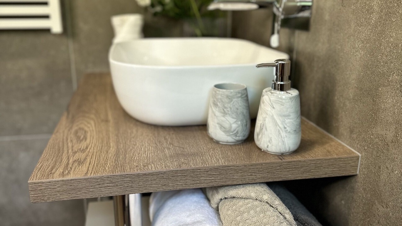 Photo of Bathroom in Obrs