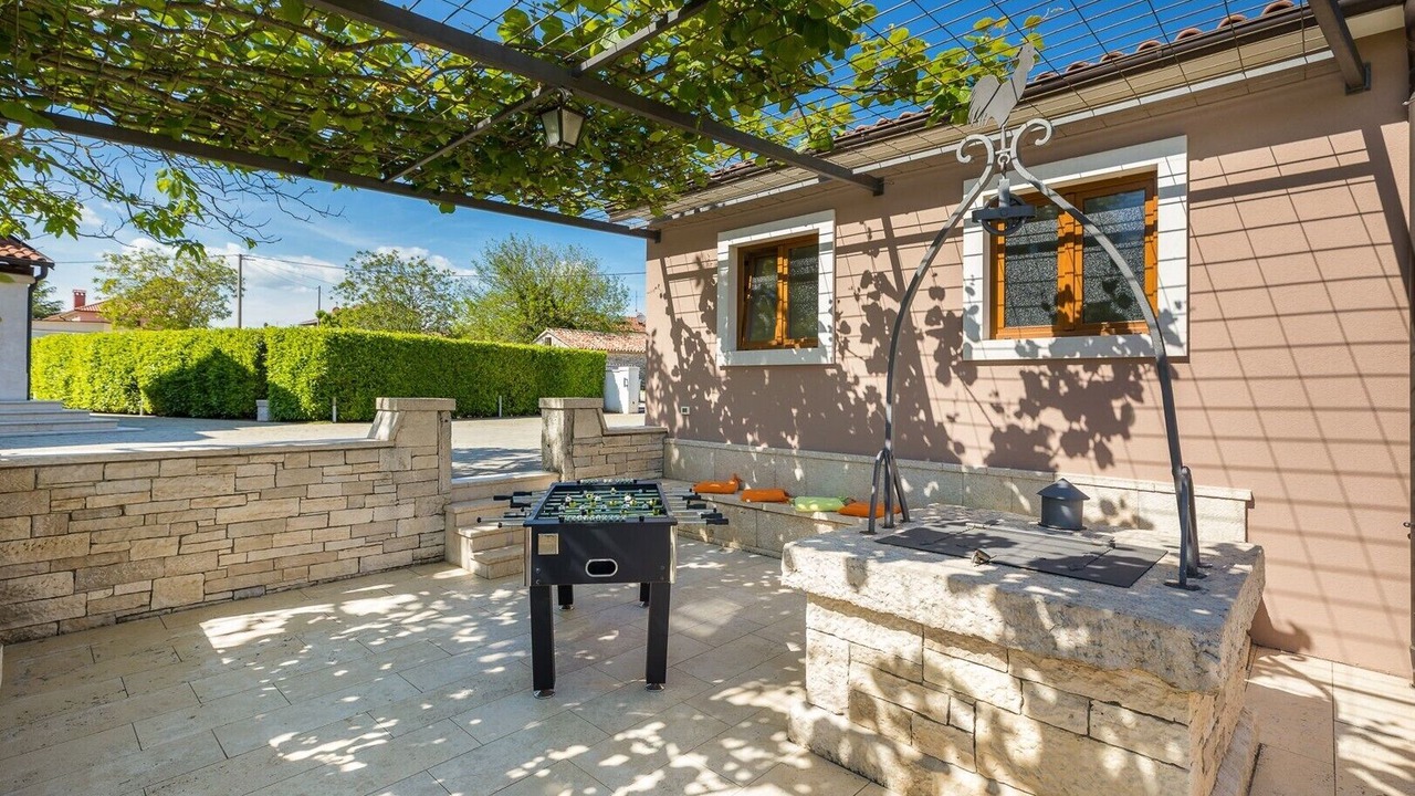 Photo of Patio Balcony in Sveti Petar u Sumi