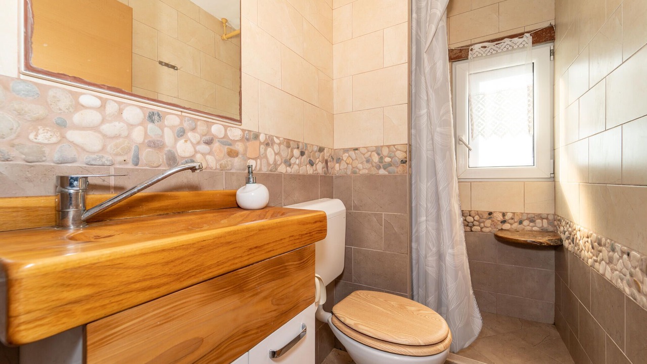 Photo of Bathroom in Zman