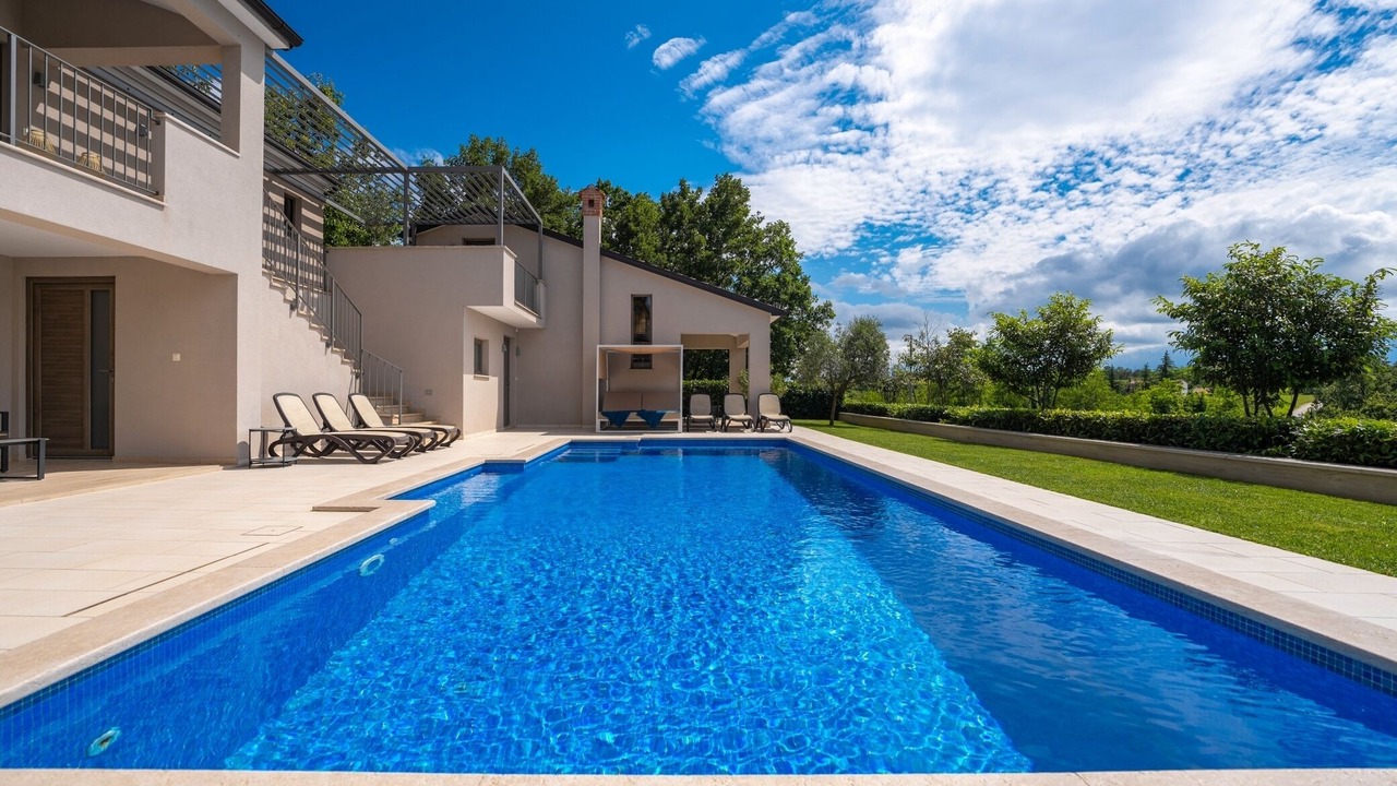 Photo of Outdoor in Lindar