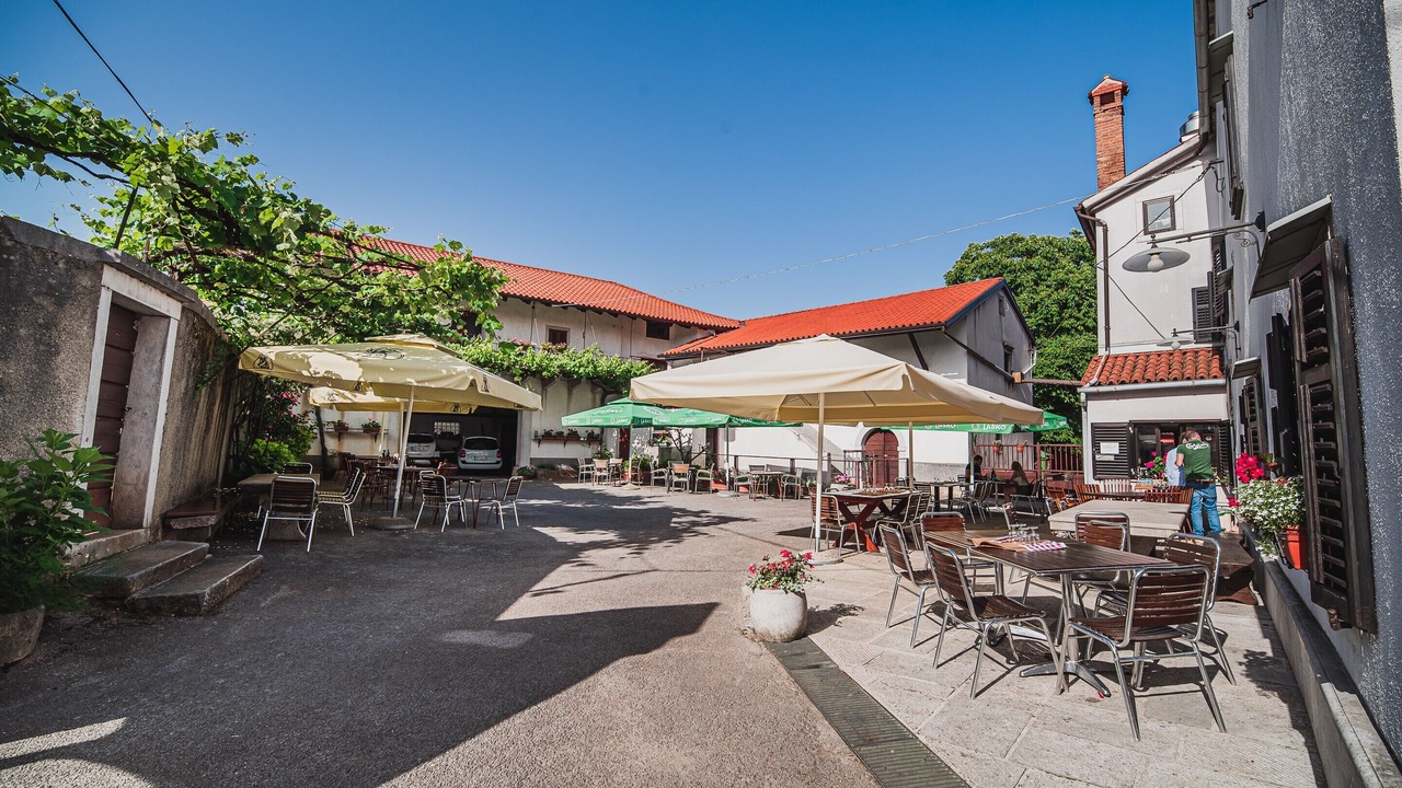 Photo of Outdoor in Lokev