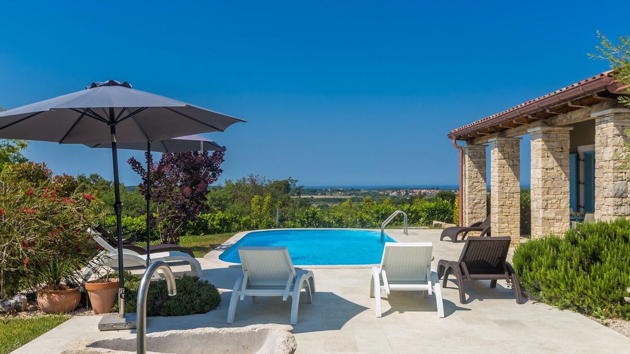 Photo of Outdoor in Vardica