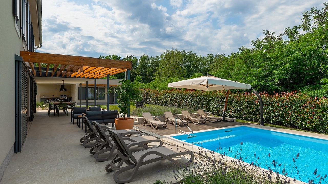 Photo of Outdoor in Lasici