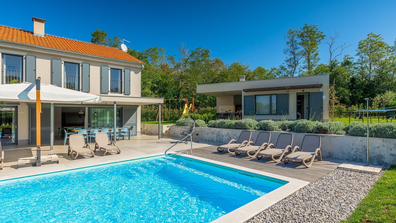 Photo of Outdoor in Lasici