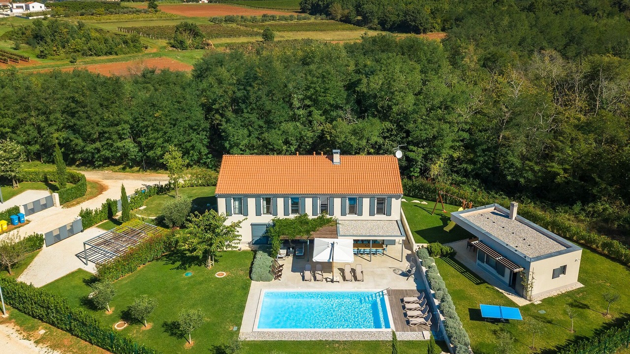 Photo of Outdoor in Lasici