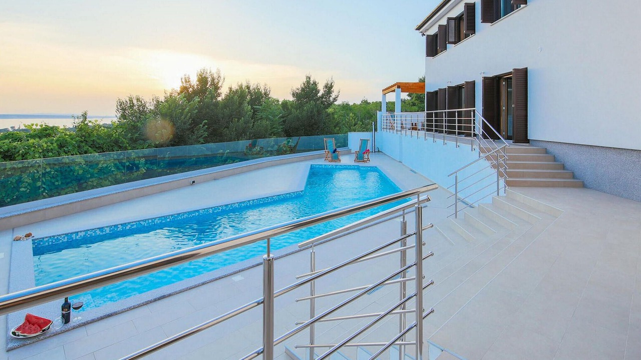 Photo of Outdoor in Rtina