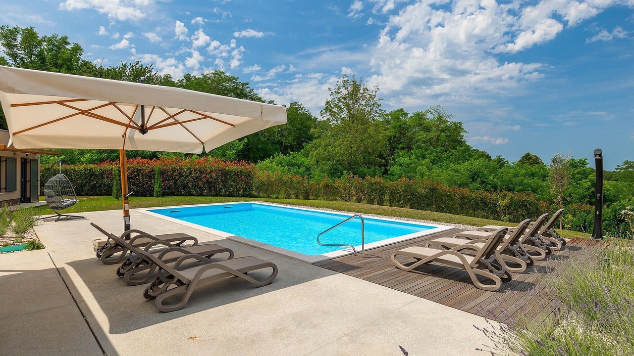 Photo of Outdoor in Lasici