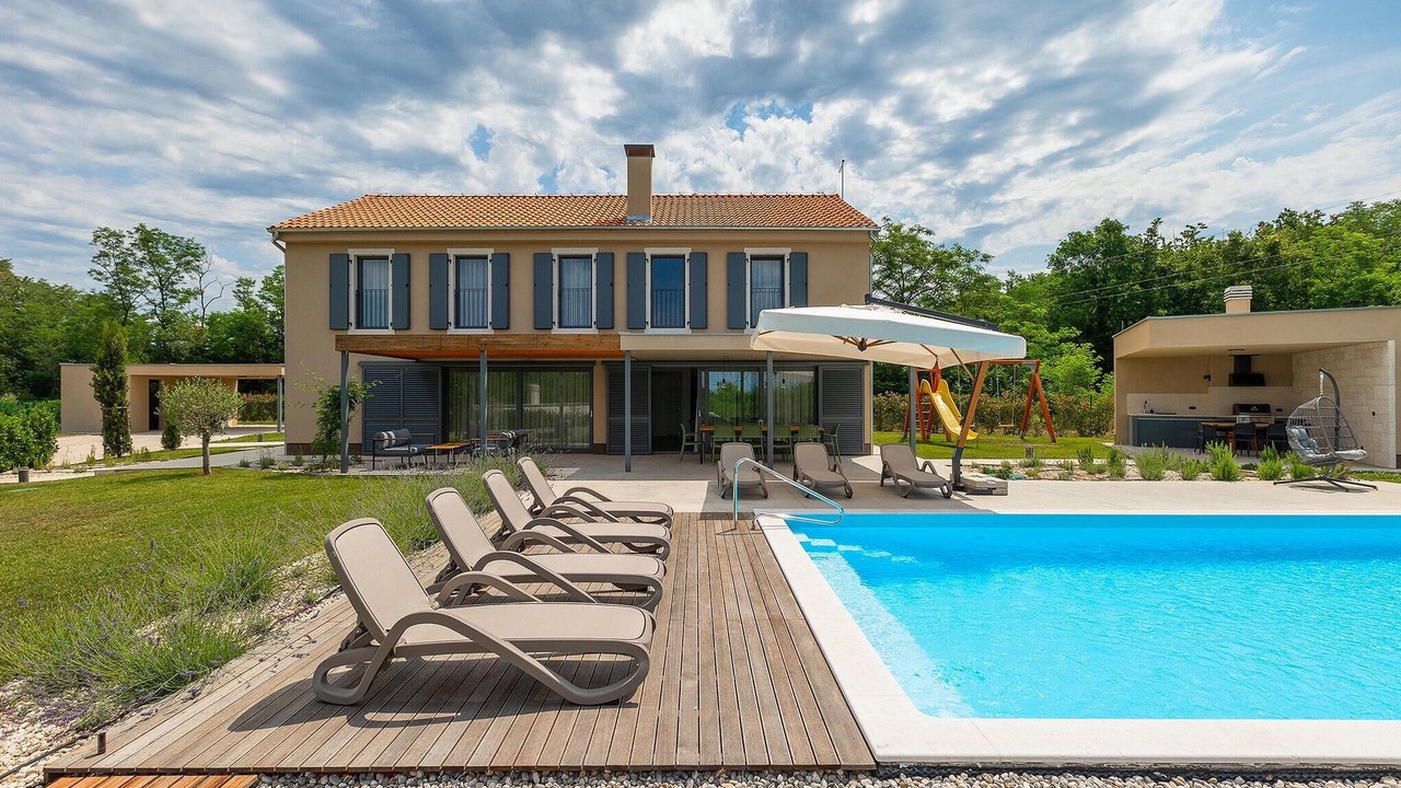 Photo of Outdoor in Lasici