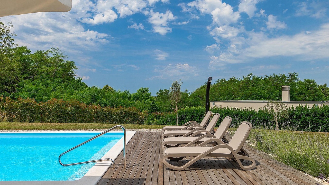 Photo of Outdoor in Lasici