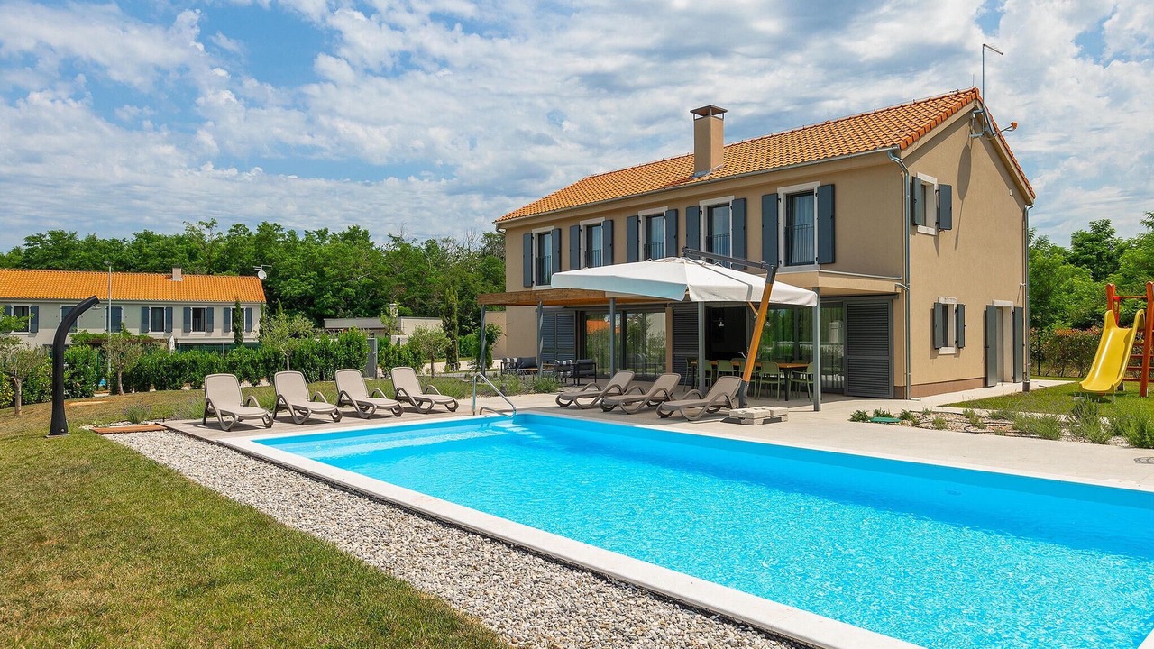 Photo of Outdoor in Lasici