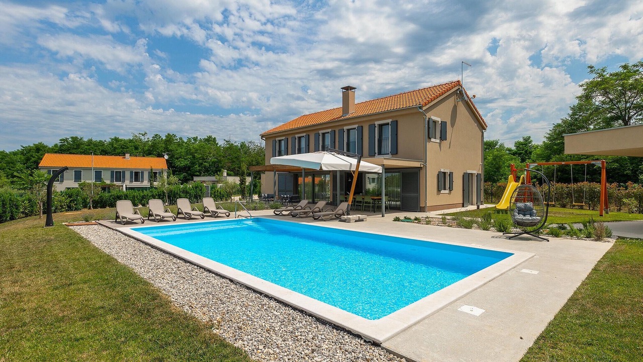 Photo of Outdoor in Lasici