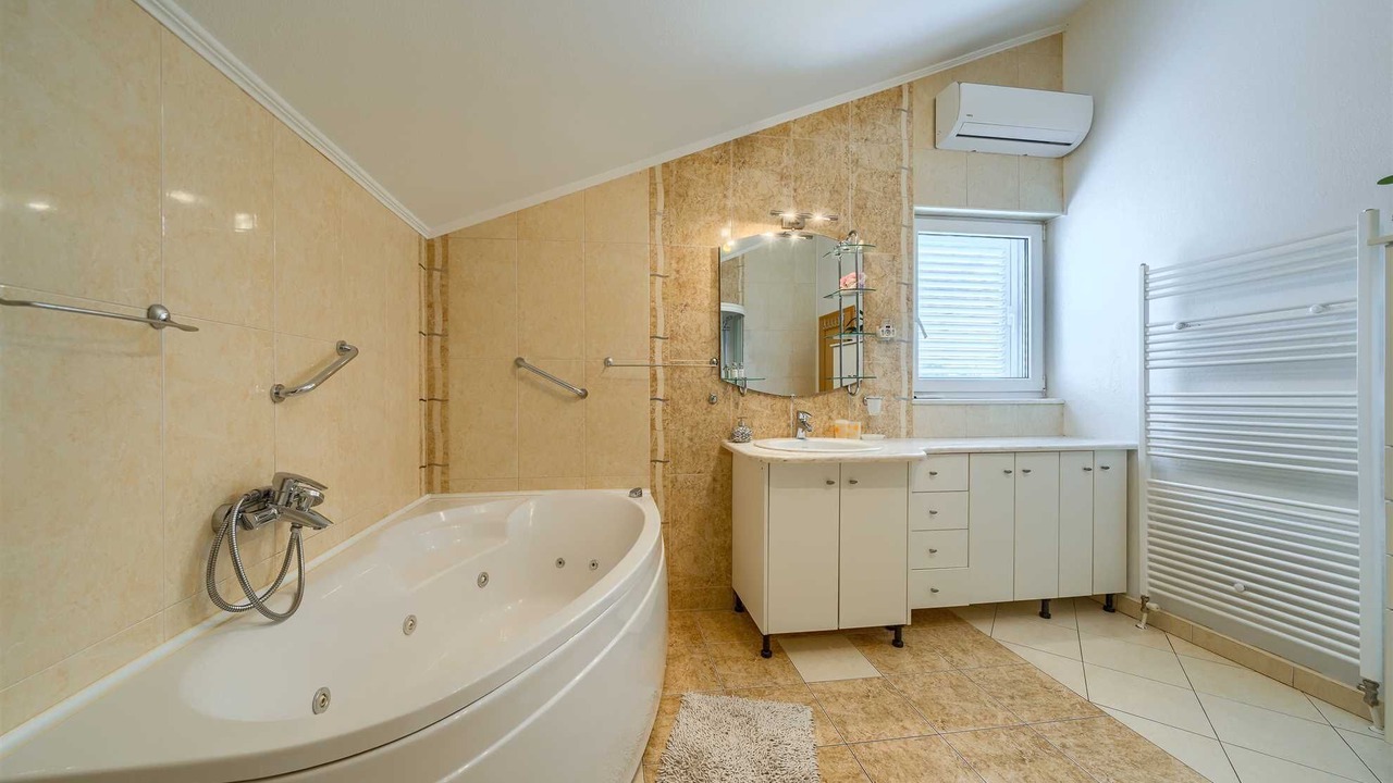 Photo of Bathroom in Moca