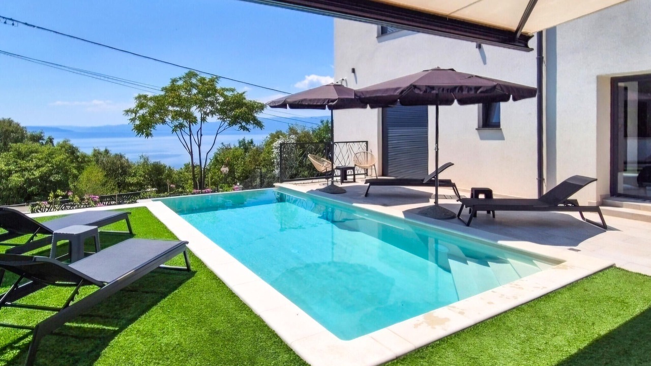 Photo of Outdoor in Rozmanici