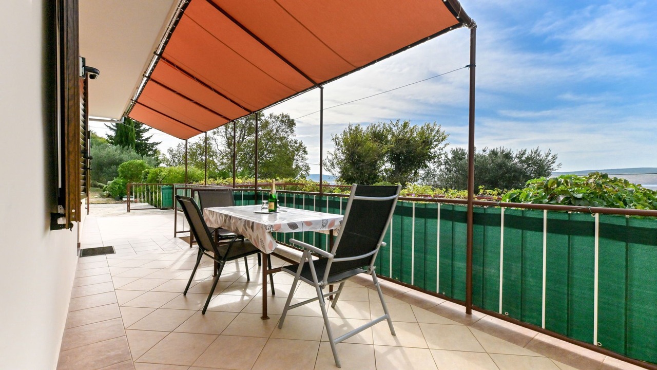 Photo of Outdoor in Seline