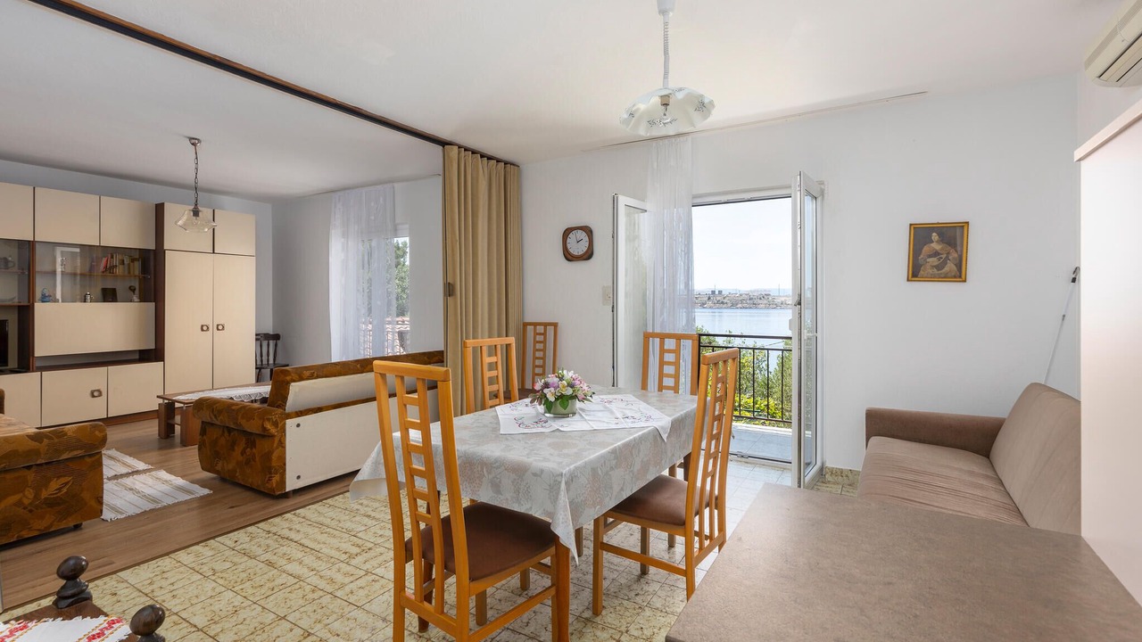Photo of Bedroom in Omisalj