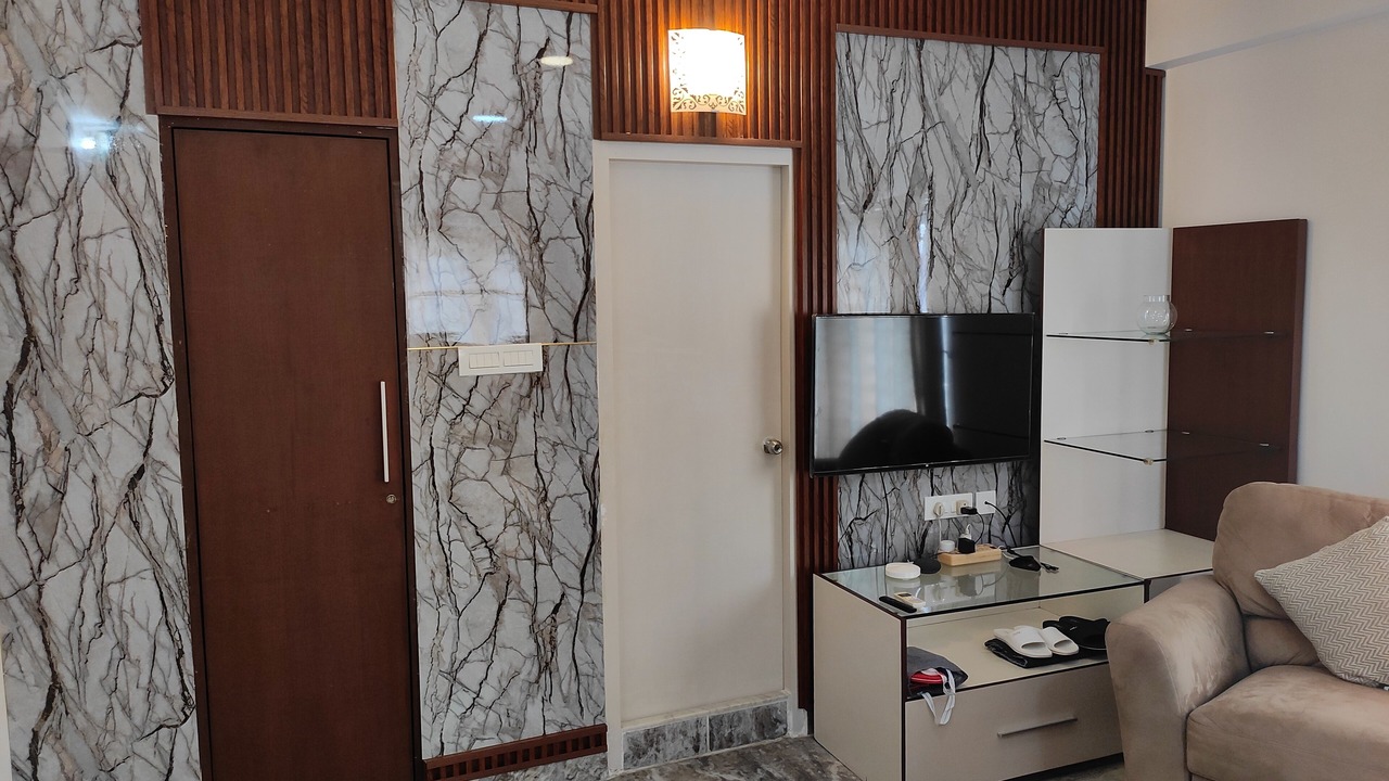 Photo of Livingroom in Mylapore Tiruvallikk