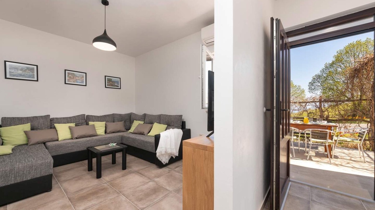 Photo of Livingroom in Sveta Jelena
