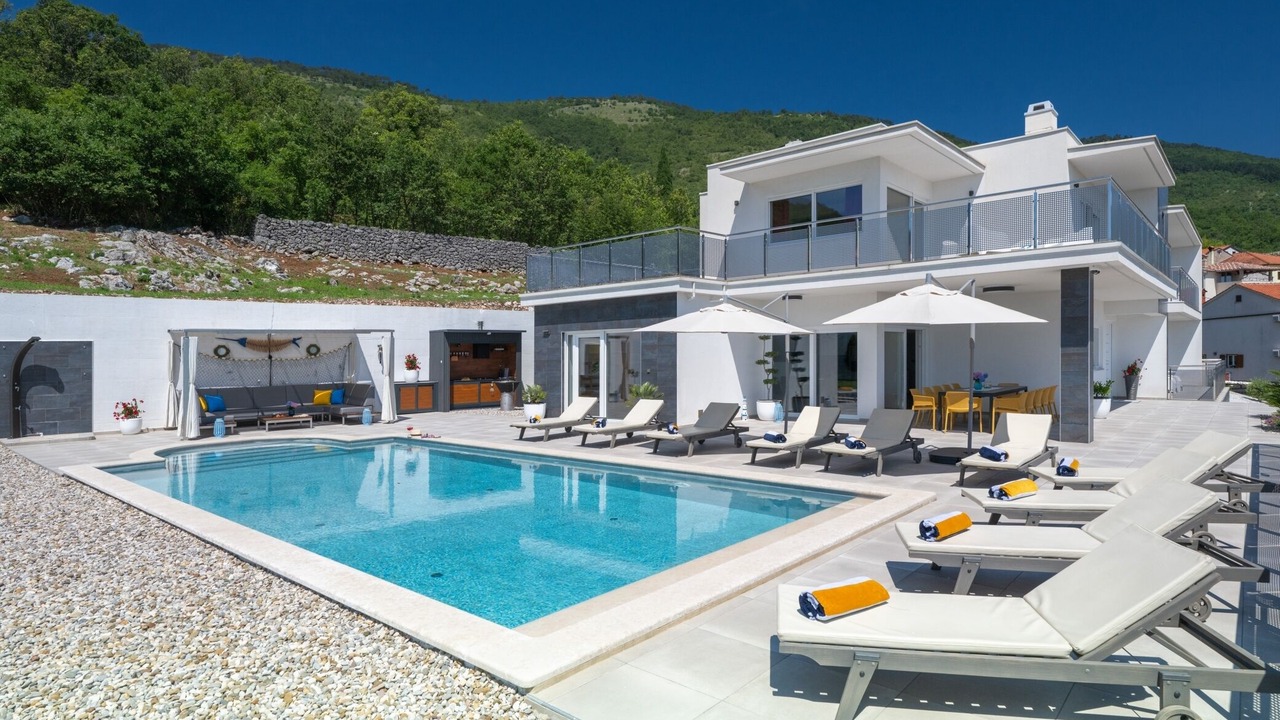 Photo of Outdoor in Martina