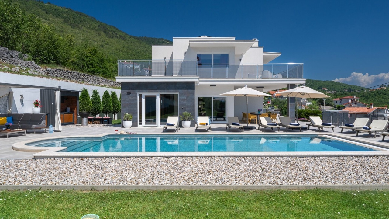 Photo of Outdoor in Martina