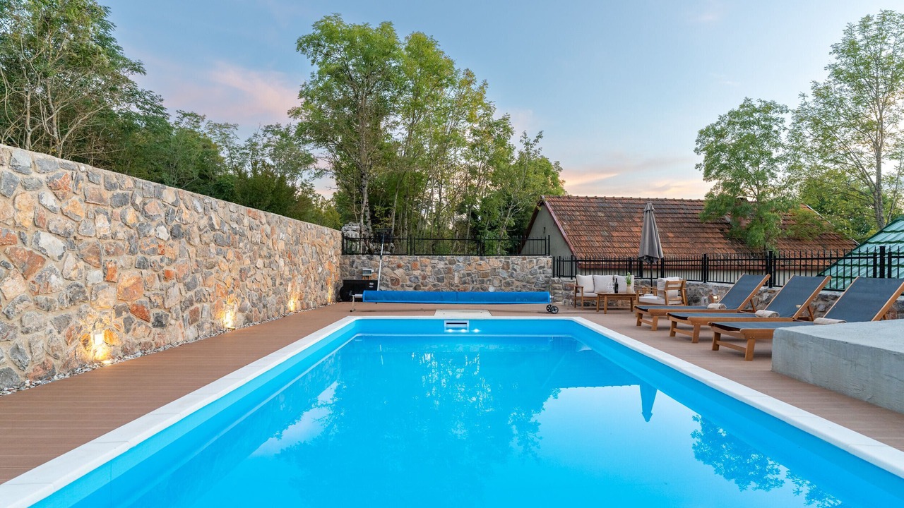 Photo of Outdoor in Gracac
