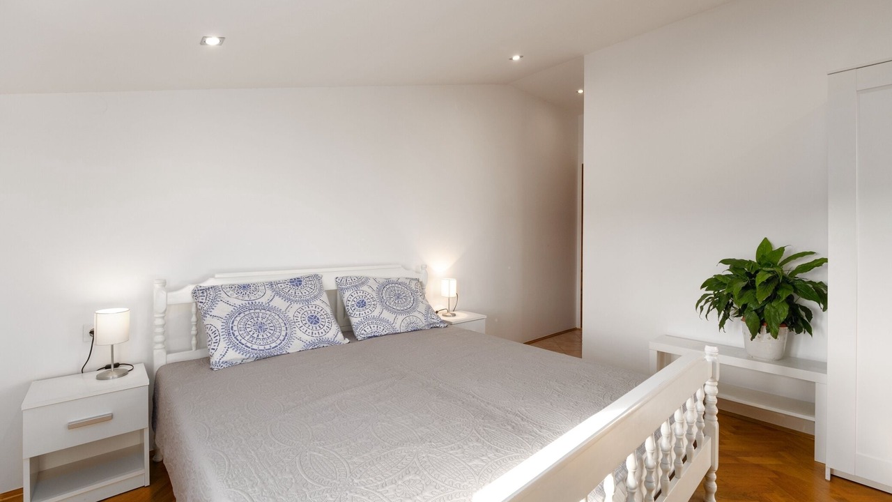 Photo of Bedroom in Brsec