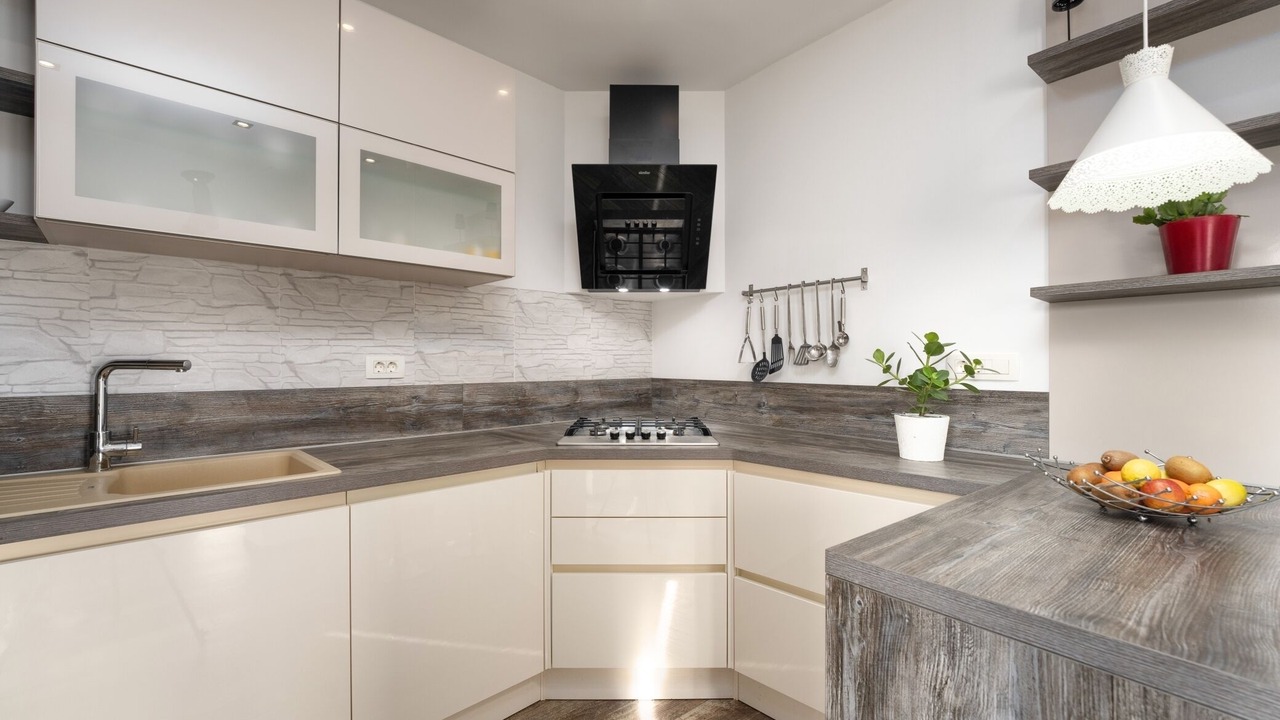 Photo of Kitchen in Brsec