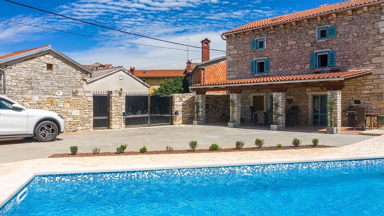 Photo of Outdoor in Cabrunici