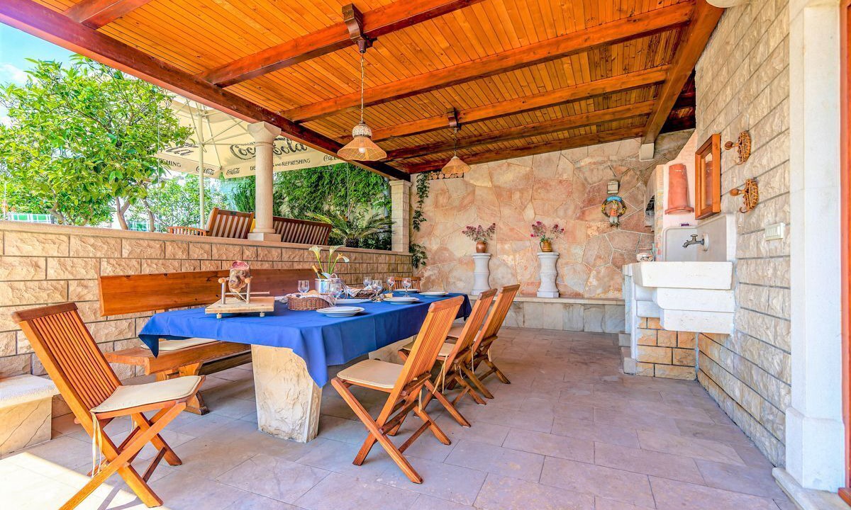 Photo of Outdoor in Sumartin
