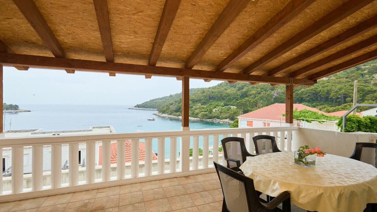 Photo of Outdoor in Saplunara