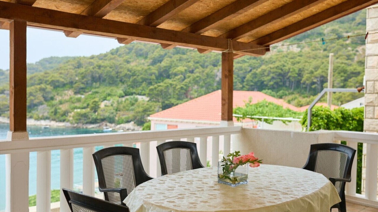 Photo of Outdoor in Saplunara